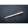 Шариковая ручка PARKER ESSENTIAL SONNET STAINLESS STEEL GT M CW1931507